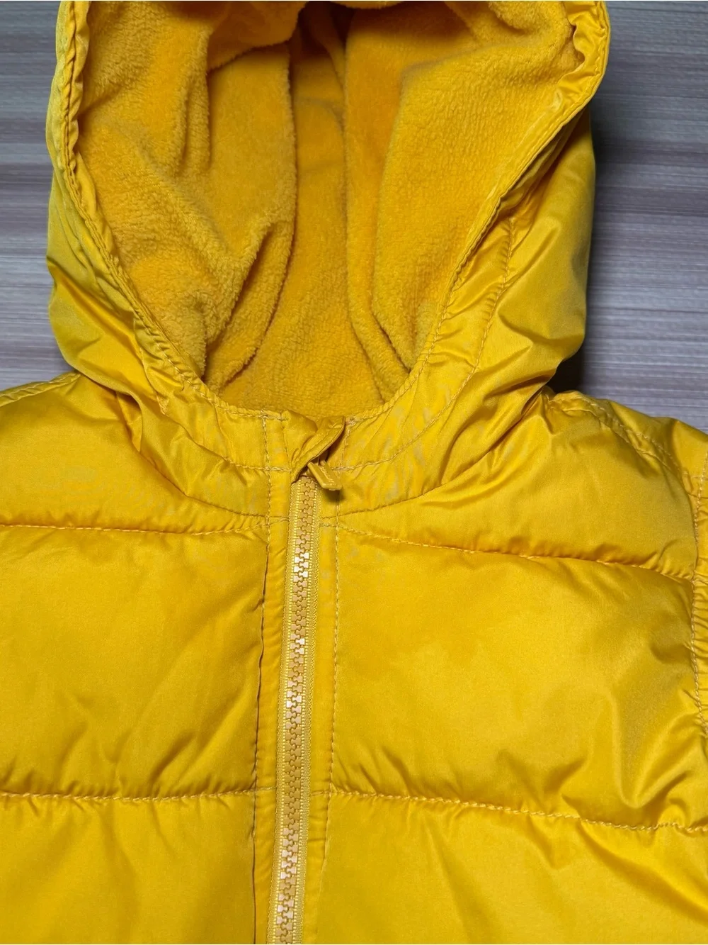 Old Navy 5T Toddler Yellow Puffer Coat Hooded Warm Fleece Lined Jacket